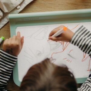Tavoletta Da Disegno LED Per Bambini Con 7 Matite - Lavagna Luminosa Per Creatività